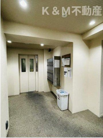 ベルトピア新松戸第２のロビー|落ち着いたロビーです