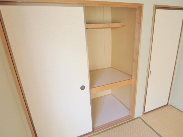 ドミール柳ヶ丘の収納