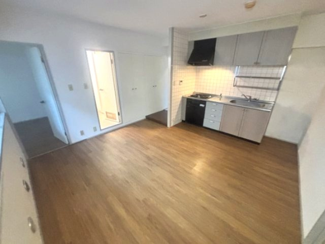 スペーシア高羽の居間・リビング