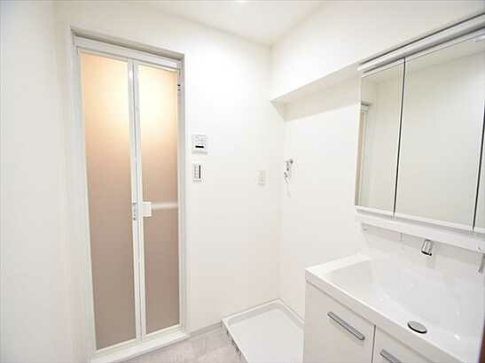 【独立洗面台】