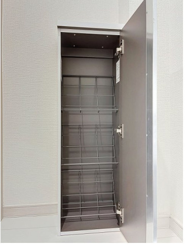 練馬区桜台３丁目のアパートの玄関