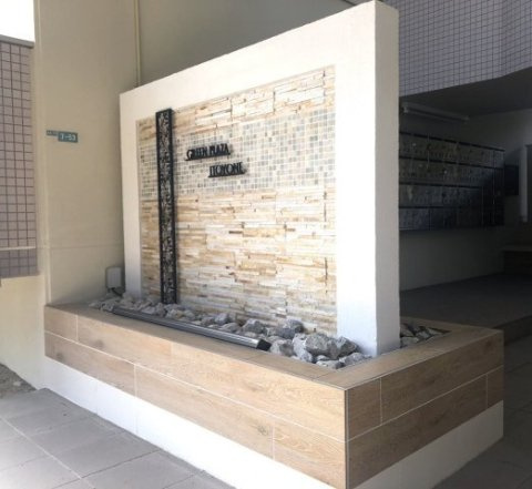 グリーンプラザ糸米のエントランス|お洒落なエントランスです