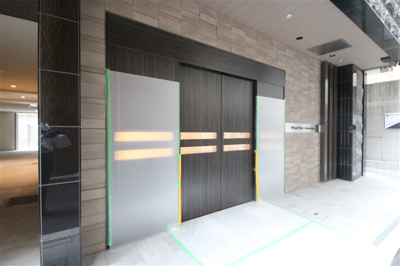 【エントランス】 | La Douceur谷町