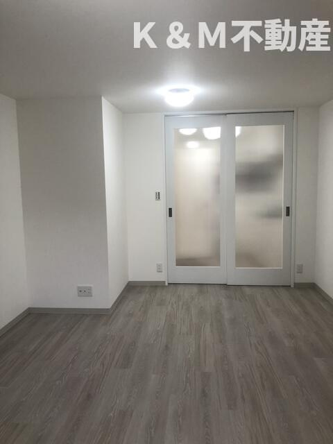 コーポラス旭の外観|ゆったり過ごせる居間です