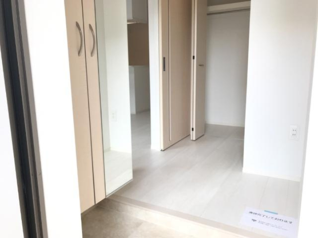 アレグラールN　Ⅱの玄関