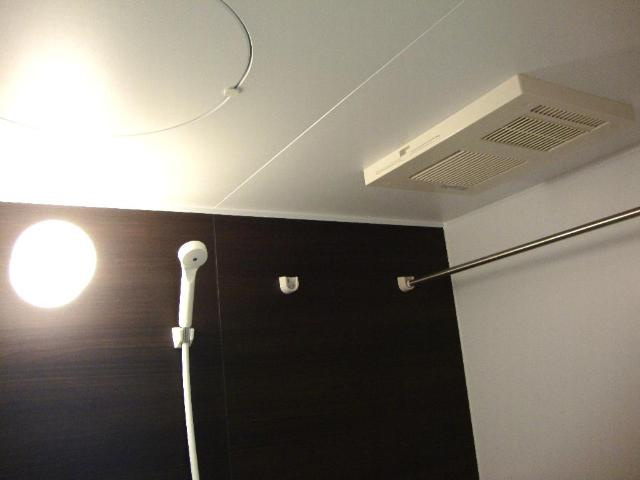 カーサ　ソラーレの設備|浴室乾燥機