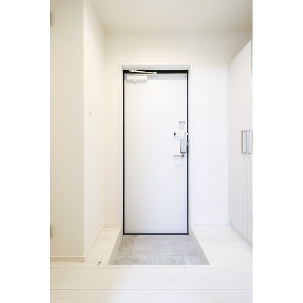 桜ハーモニーテラスの玄関