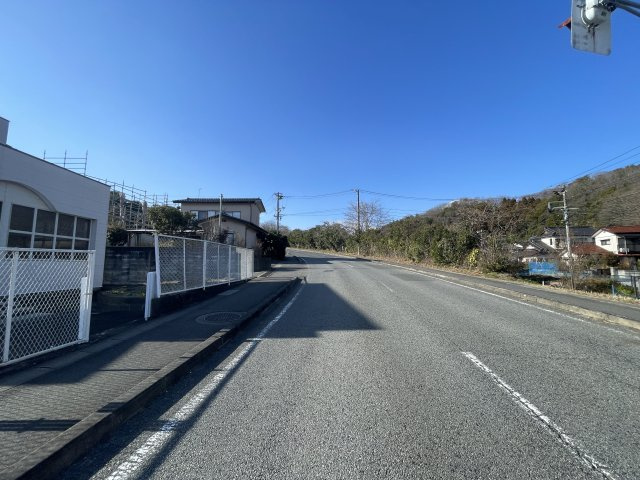新築戸建・新築建売　内郷高坂町1丁目第4　高坂小・内郷第一中の前面道路含む現地写真