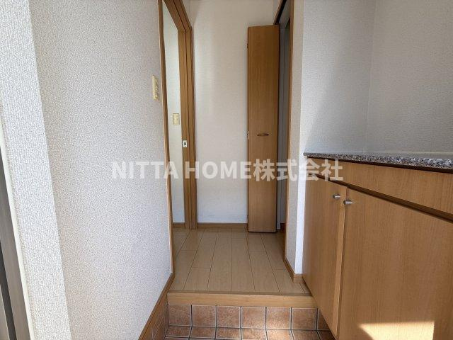 アルバローザの玄関|玄関にシューズボックス設置☆