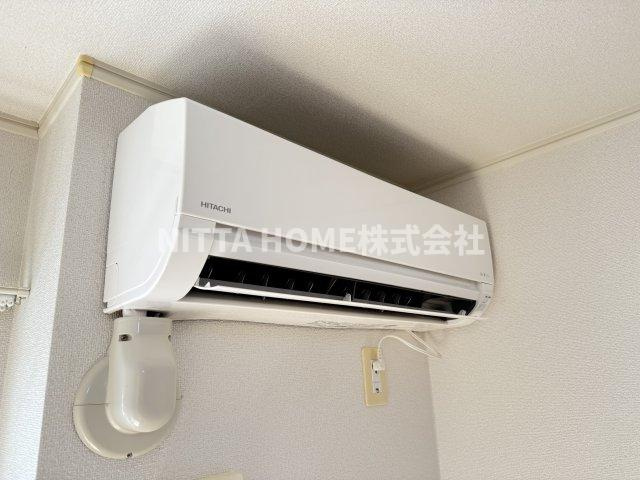 アルバローザの洋室|エアコン設置済み◇