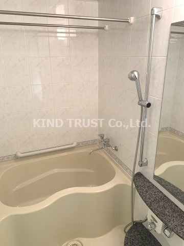 コンソラーレ同心の浴室|コンパクトで使いやすいお風呂です