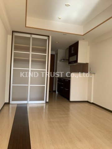 コンソラーレ同心の居間・リビング|おしゃれな居間です