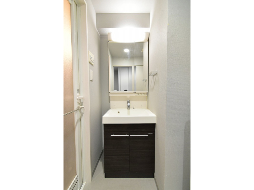 ZOOM九段下の内装|明るい色調の室内です