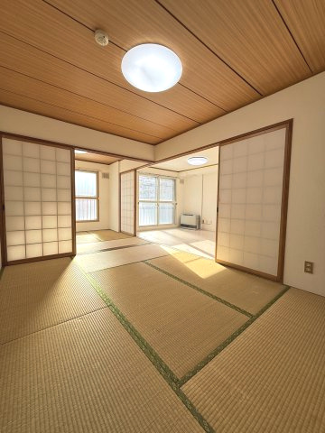 メゾンドルチェ円山の和室