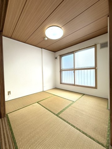 メゾンドルチェ円山の和室