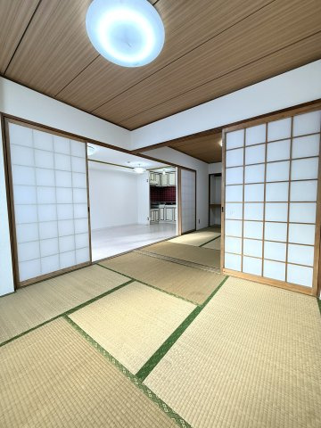 メゾンドルチェ円山の和室