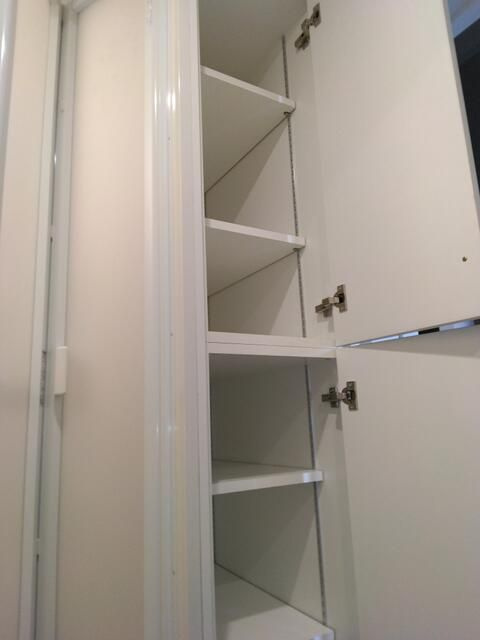 業平橋住宅の収納