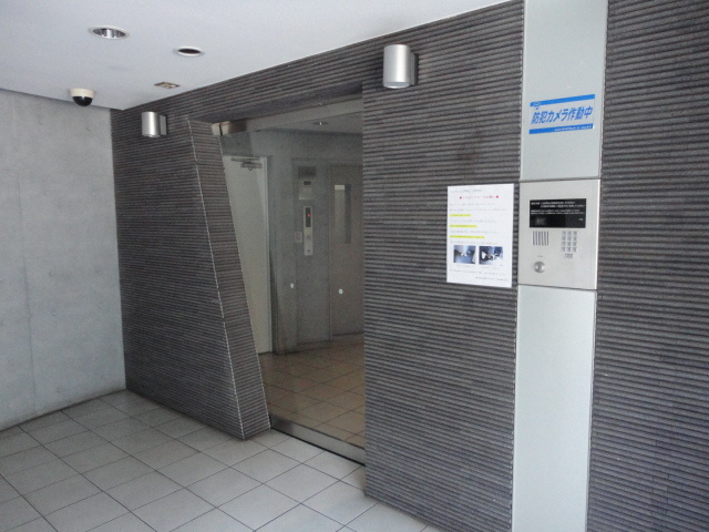 【エントランス】