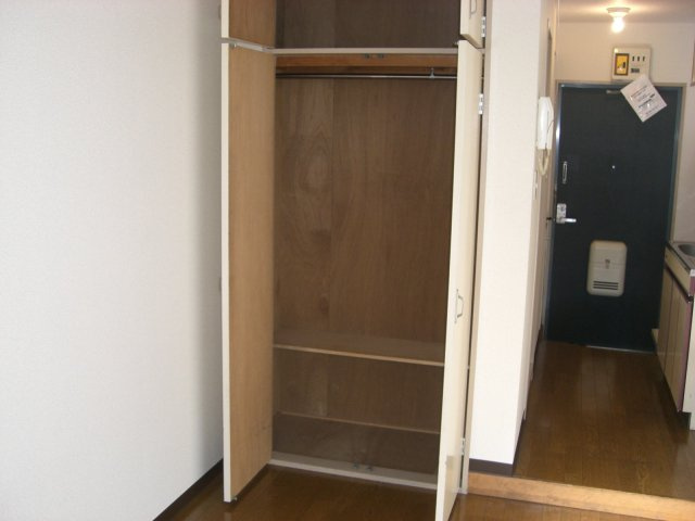 コンフォートマンション　北戸田の収納|別号室の参考写真です。