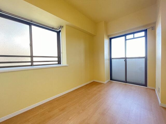 ファミールもえぎ野の居間・リビング|別部屋参考写真