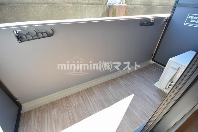 フォーリアライズ大阪ウエストベイのバルコニー