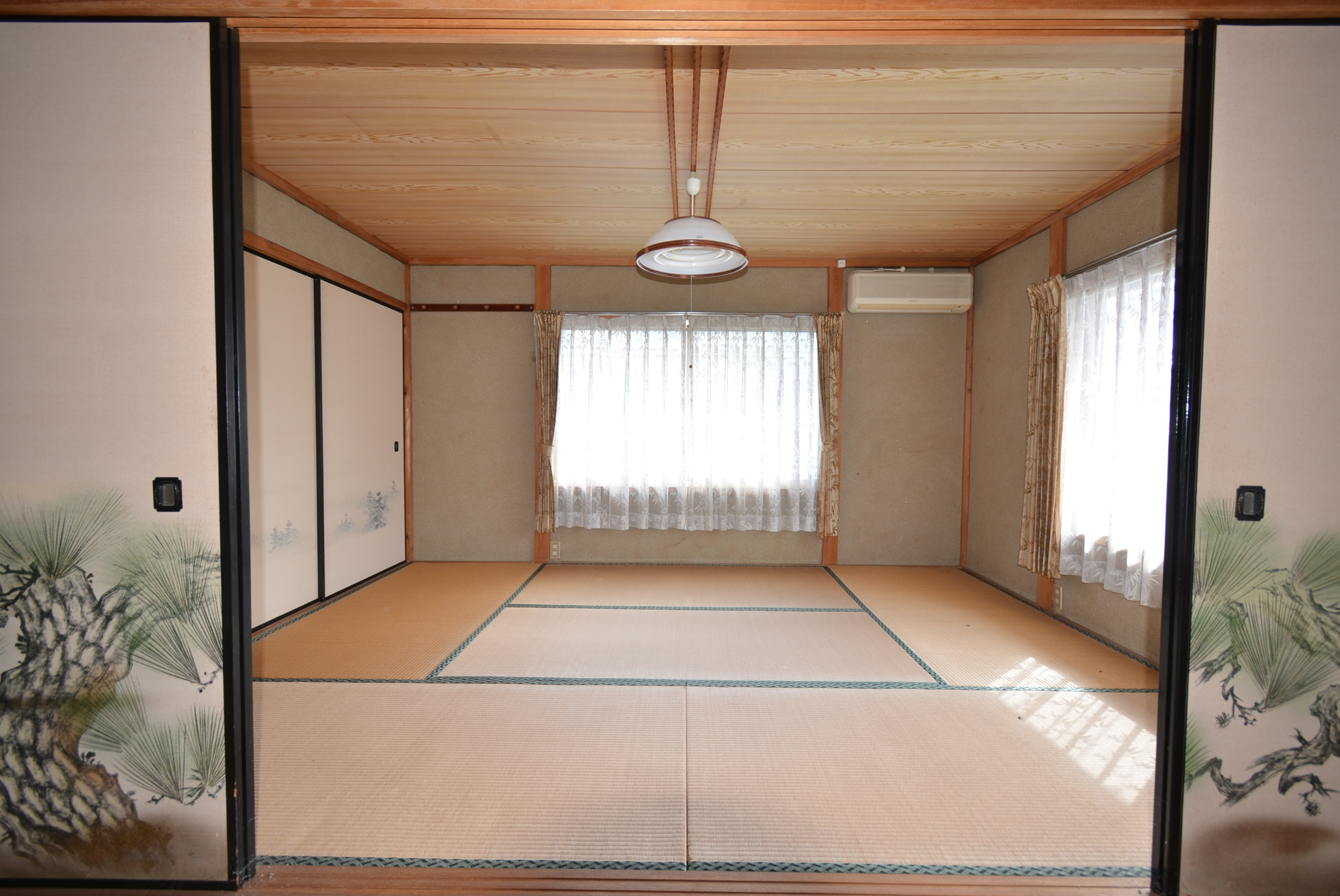 丹波市氷上町油利の中古一戸建の和室|2階6帖