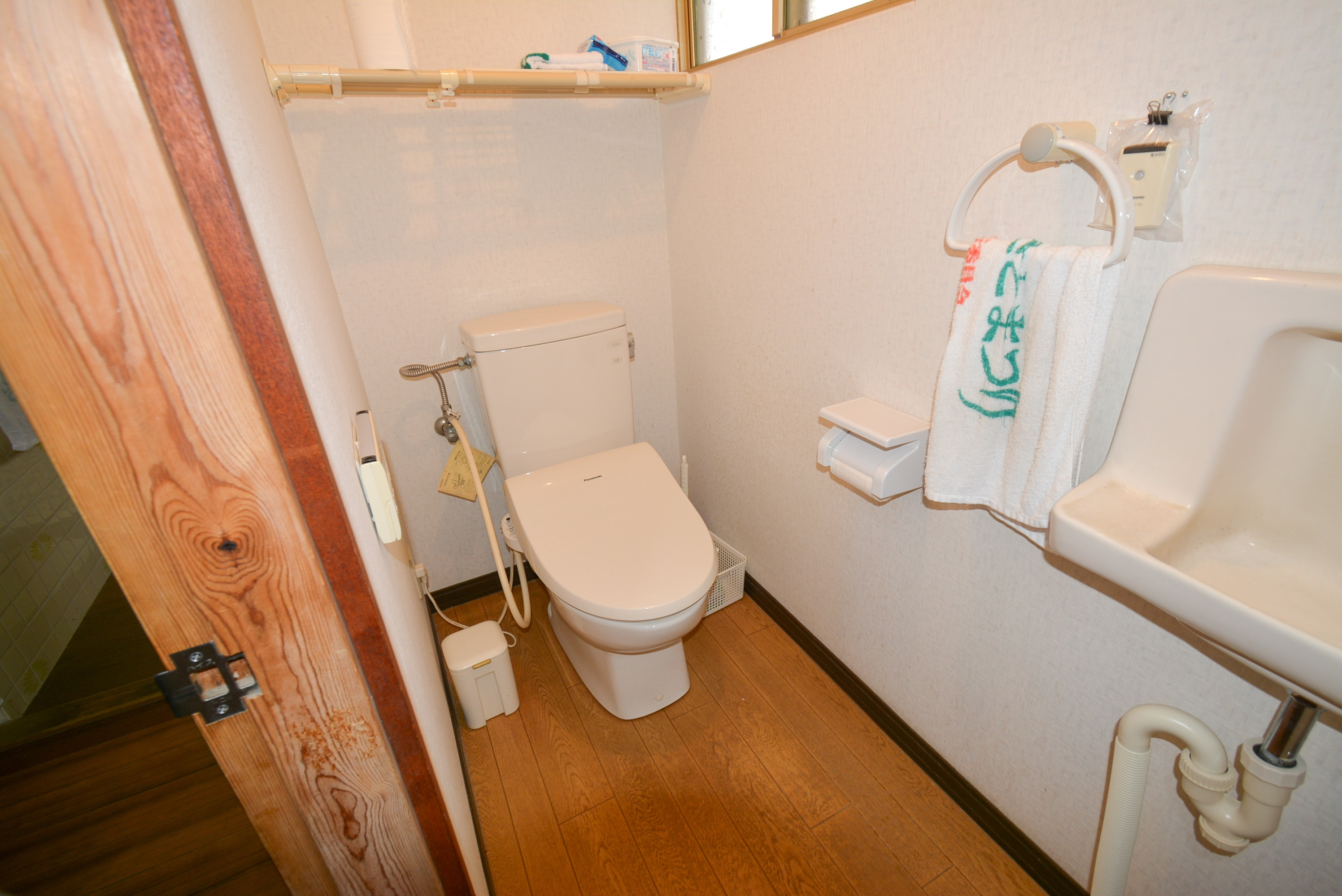 丹波市氷上町油利の中古一戸建のトイレ