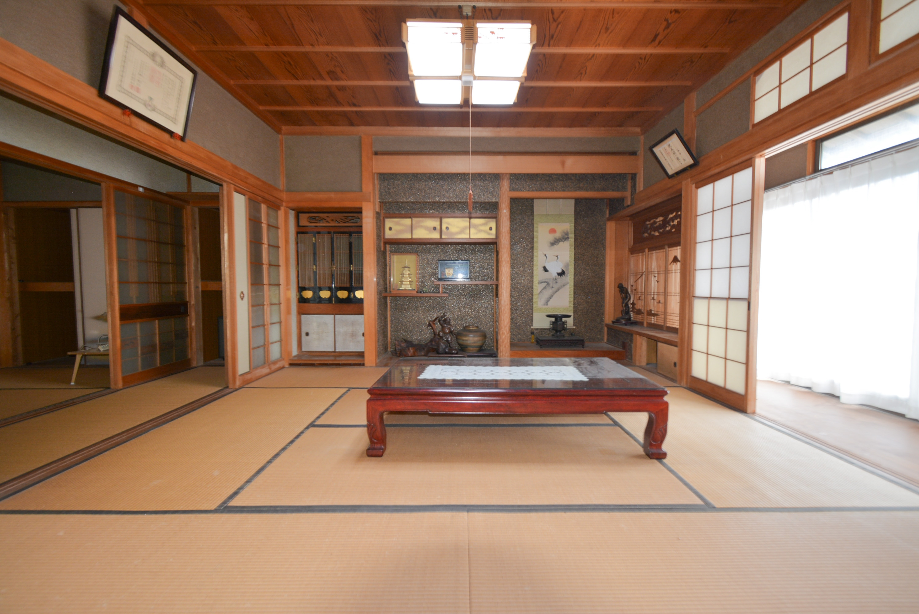 丹波市氷上町油利の中古一戸建の和室|8帖