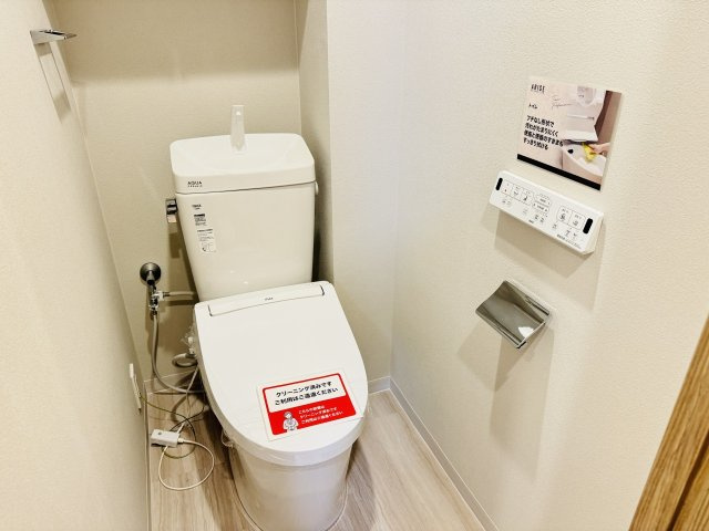 タウンズ八王子イーストウィングのトイレ|～新規交換済、暖房温水洗浄機能付きトイレ　冬場は特に嬉しい機能ですね～