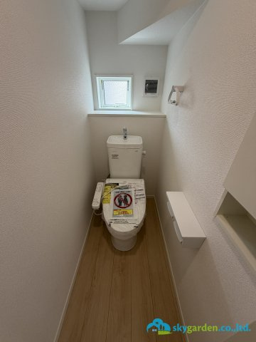 平塚市山下第14　新築戸建　全1棟1号棟のトイレ