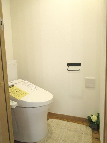 トーカン万代第二ビューハイツ　2Fのトイレ