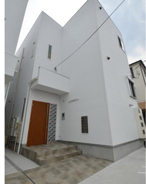  RIZESTHILLSのエントランス