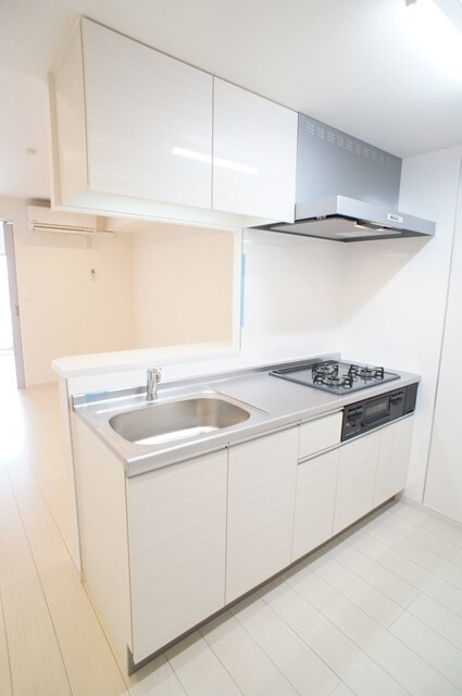 リブリ・SKY'S THE LIMITのキッチン