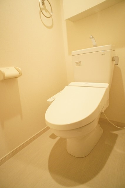 リブリ・SKY'S THE LIMITのトイレ