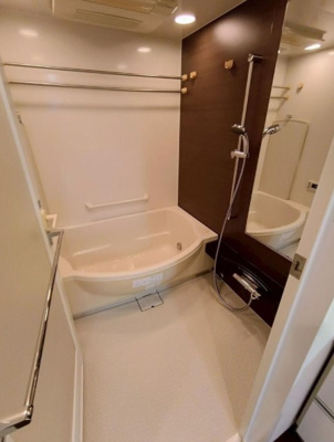 【浴室】 | ルネ・ヒルトップフラッツ