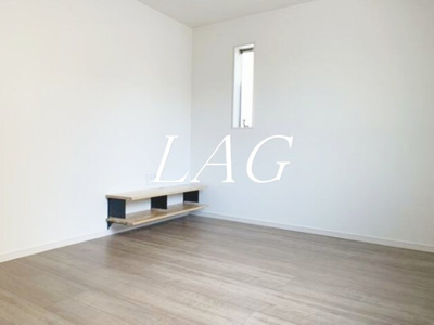 【居間・リビング】 | ルミエール | 洋室のお部屋です。