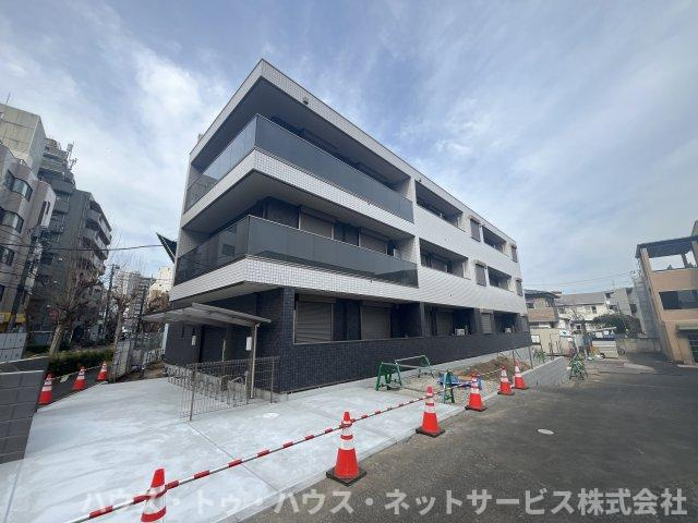 エリーナウエスト