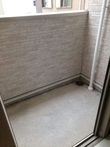 【バルコニー】