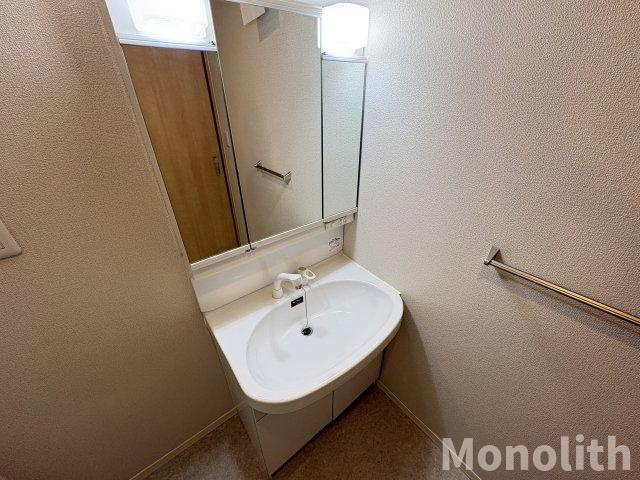 グリーンルーフの洗面所