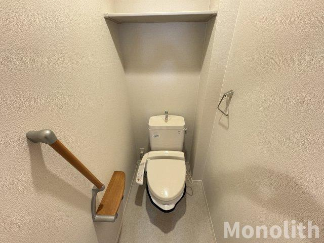 グリーンルーフのトイレ