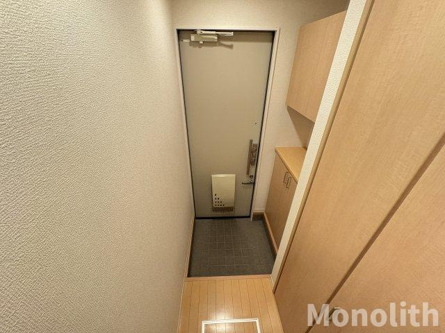 グリーンルーフの玄関