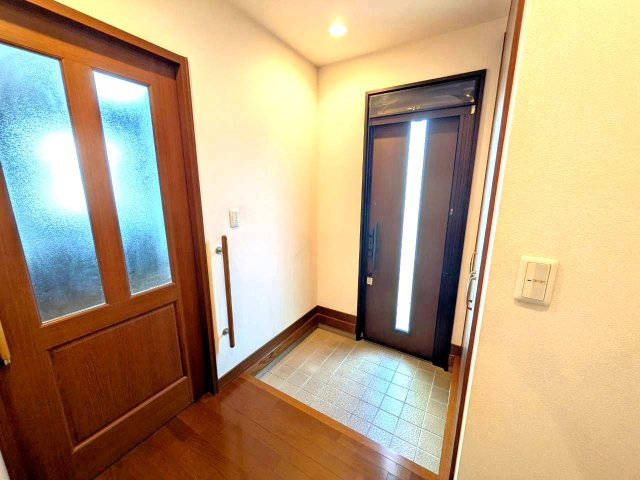 中古 戸建ての玄関