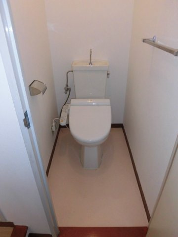 大阪市中央区内淡路町１丁目の賃貸マンションのトイレ