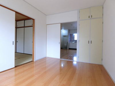 【寝室】 | 水尾ちとせハイツ