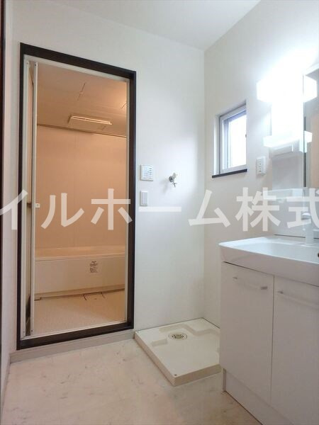 ルチアーノの洗面所|イメージ写真です。