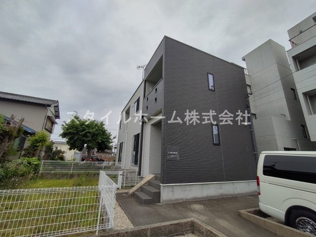 ルチアーノのエントランス