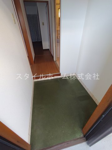 ハイツきたじまの玄関