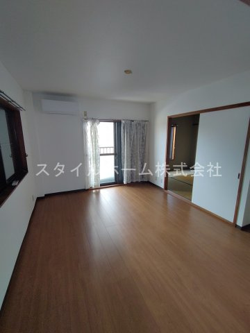 ハイツきたじまの居間・リビング