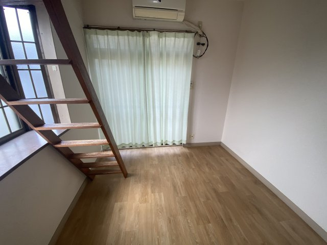 ハイツシバタ2号館の寝室