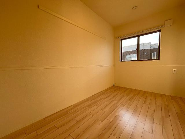 サンローズⅡの寝室|洋室1